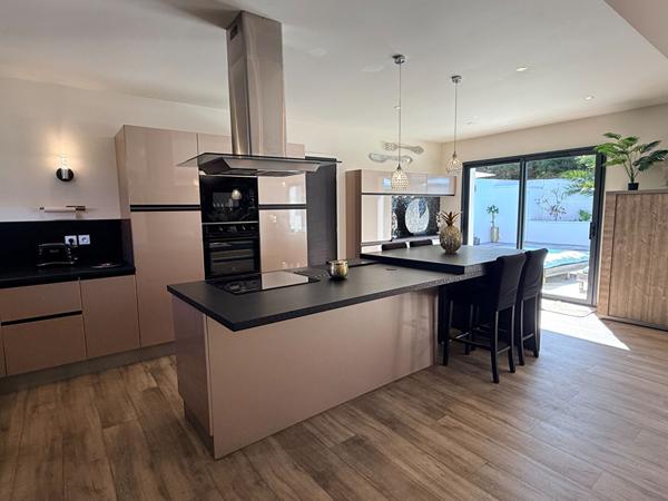 Maison récente 5 pièces avec piscine à vendre à Tarnos