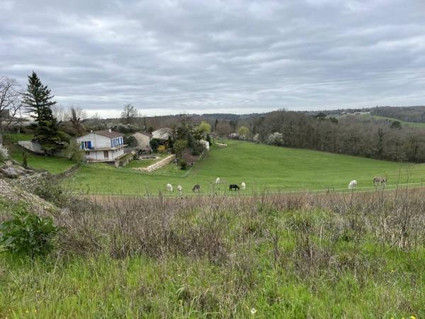 Terrain à vendre |                                       Atur |                                          2048 m²