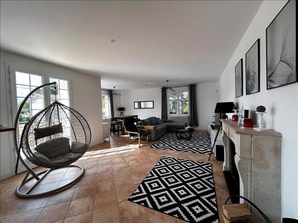 Maison à vendre |  La Tremblade |  7 pièces | 212 m²