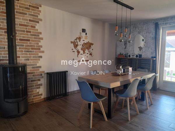 Maison à Cholet, 49300 - 4 pièces 97m²