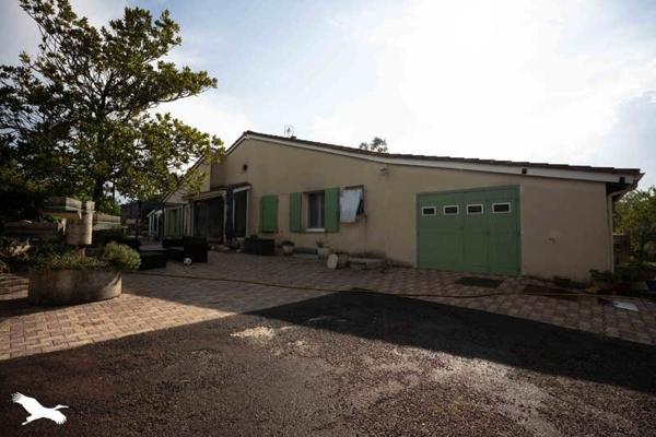 Maison à vendre |  Le Fouilloux |  4 pièces | 120 m²