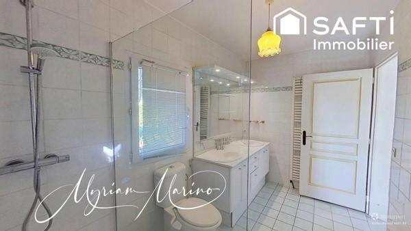 À VENDRE AUX ISSAMBRES – MAISON VUE MER PANORAMIQUE, PISCINE, 50 M DE LA PLAGE