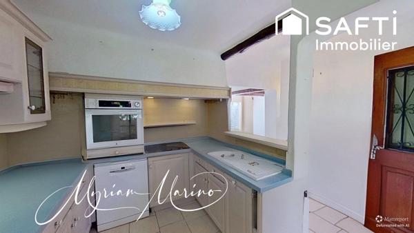 À VENDRE AUX ISSAMBRES – MAISON VUE MER PANORAMIQUE, PISCINE, 50 M DE LA PLAGE