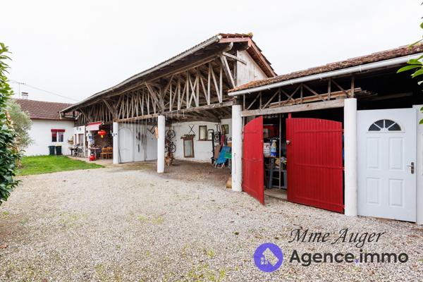 À vendre - Maison plain-pied, 4 pièces située à Bellocq (64270)