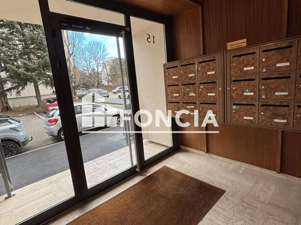 Location Appartement 6 pièces 110.89 m² - 15 RUE DE BOYER Lyon 69005