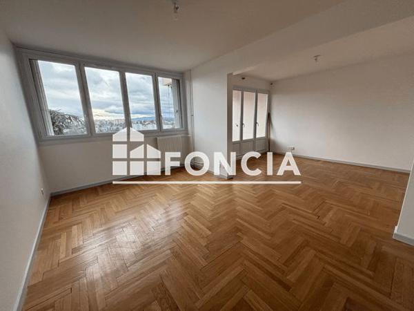 Location Appartement 6 pièces 110.89 m² - 15 RUE DE BOYER Lyon 69005