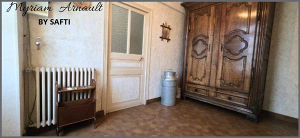 Maison d'habitation, grange, dépendances et atelier de 420 m², puits, cave