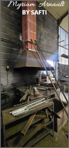 Maison d'habitation, grange, dépendances et atelier de 420 m², puits, cave