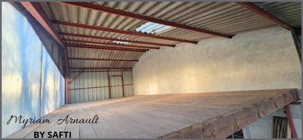 Maison d'habitation, grange, dépendances et atelier de 420 m², puits, cave