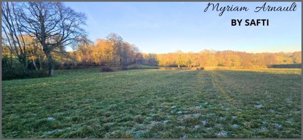 Maison d'habitation, grange, dépendances et atelier de 420 m², puits, cave