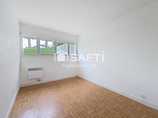 Appartement à rafraîchir ,toutes commodités à pied