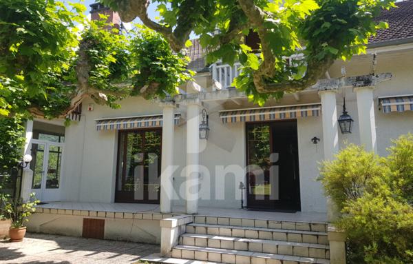 Magnifique Propriété des Années 30 à Brison-Saint-Innocent