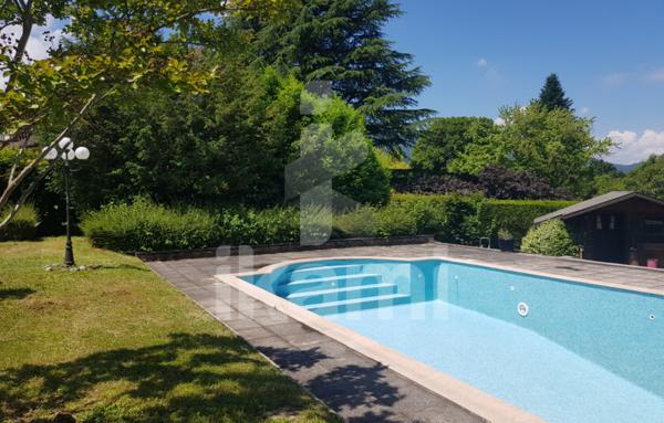 Magnifique Propriété des Années 30 à Brison-Saint-Innocent