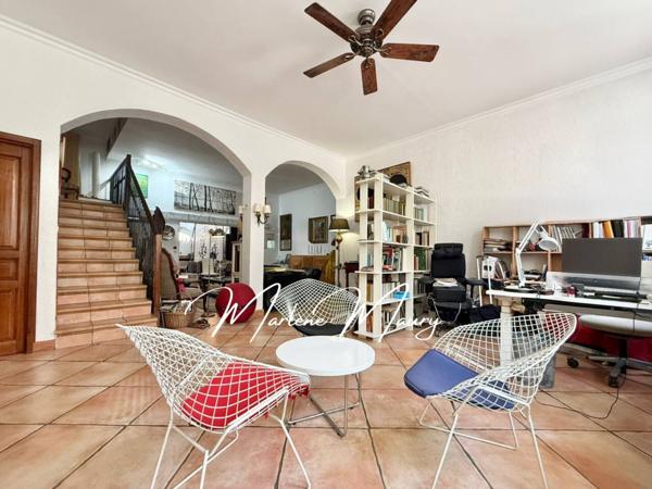 Appartement à vendre 4 pièces de 146 m²