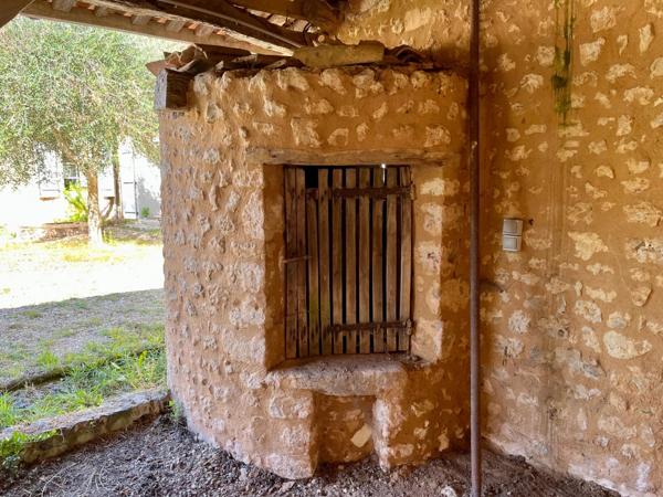 À découvrir! Ferme Charentaise avec piscine, gîtes autonomes et un cadre idyllique