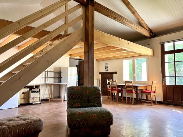 À découvrir! Ferme Charentaise avec piscine, gîtes autonomes et un cadre idyllique