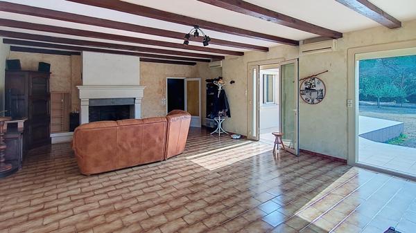 Maison de plain-pied 120 m² avec grand terrain arboré – 5 min de Fumel, aucun travaux