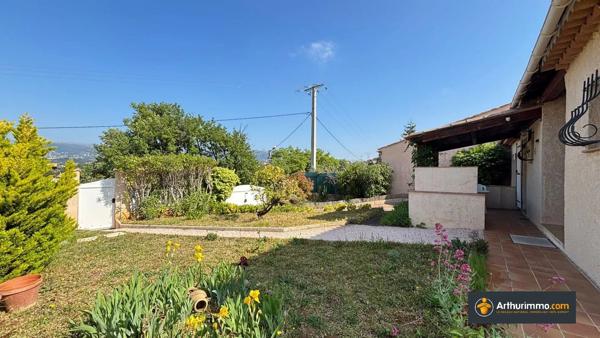 Vente                                                      Villa
                        
                     4 pièces                      126 m2                     à Cagnes-sur-Mer