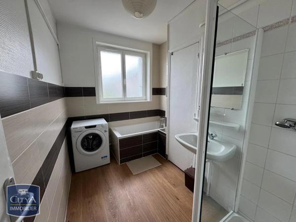Appartement à louer 3 pièces 69.61m² Brest (29200)