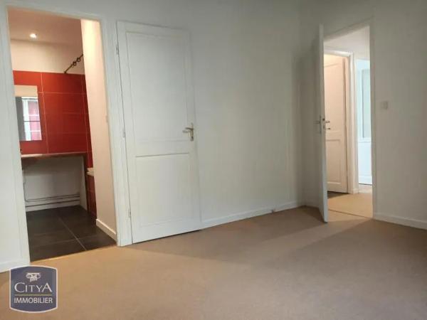 Appartement à louer 2 pièces 53.13m² Bordeaux (33000)