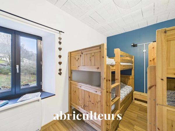 Propriété de caractère rénové et dans un environnement verdoyant en vente à Charvonnex Annecy (74370)