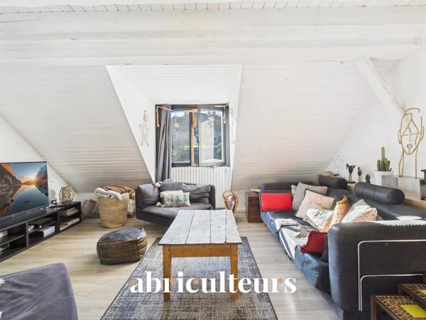 Propriété de caractère rénové et dans un environnement verdoyant en vente à Charvonnex Annecy (74370)