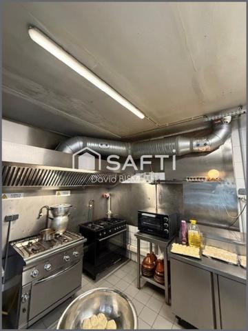 À VENDRE – FONDS DE COMMERCE RESTAURANT AVEC EXTRACTION DE 400 – PARIS 17e