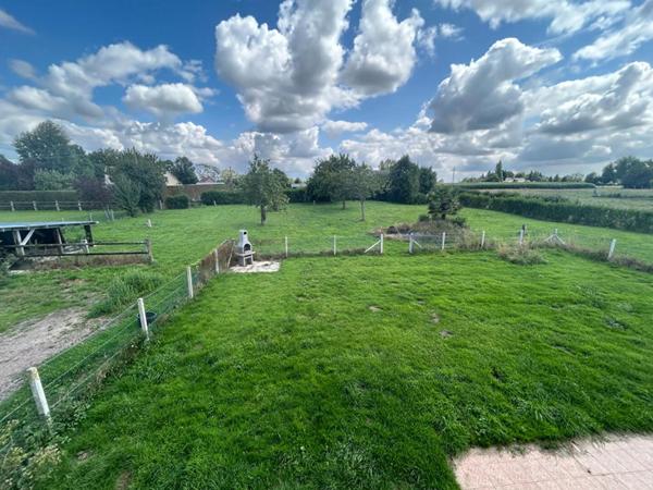 27300  Maison Normande dans environnement calme 182 000 Euros