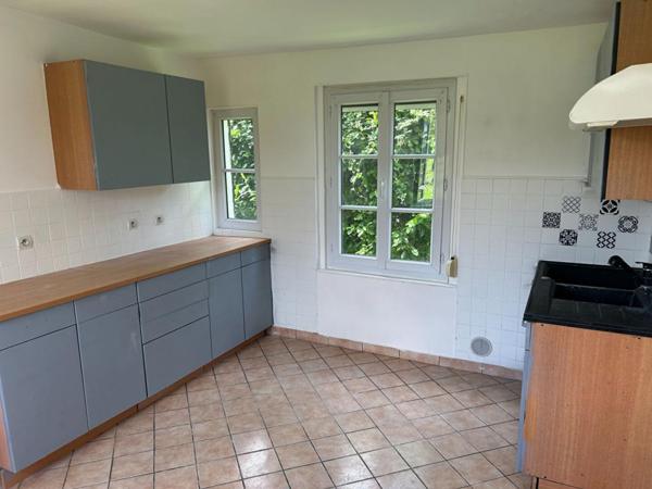 27300  Maison Normande dans environnement calme 182 000 Euros