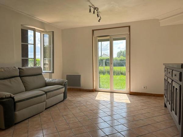 27300  Maison Normande dans environnement calme 182 000 Euros