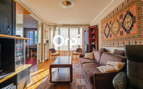 Appartement à vendre    3 pièces • 54,65 m2 Paris 20