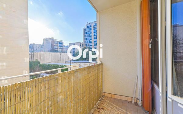 Appartement à vendre    3 pièces • 54,65 m2 Paris 20