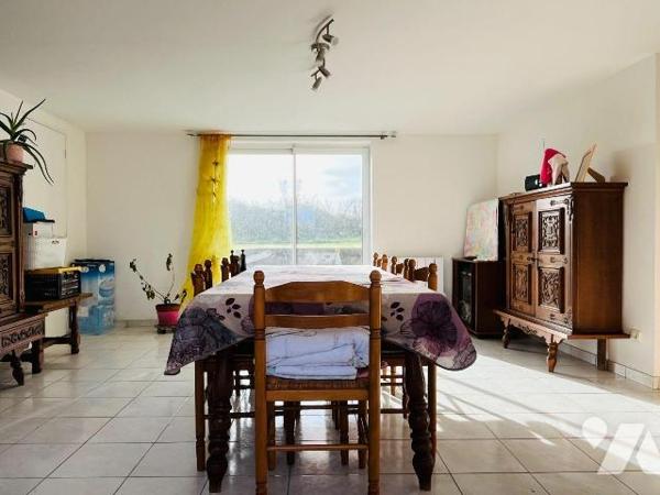 A vendre dans la commune de Lolif sur l'axe Avranches - Sartilly, une maison individuelle à usa...