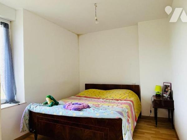 A vendre dans la commune de Lolif sur l'axe Avranches - Sartilly, une maison individuelle à usa...