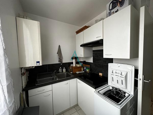 L'ADRESSE VOUS PROPOSE UN F3 DANS LE SECTEUR DE GRAVILLE PROCHE DE TOUTES COMMODITES