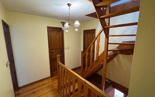 Maison à vendre    7 pièces •  La Verpillière