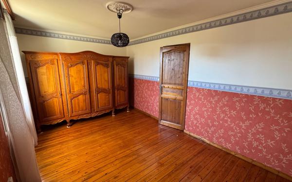 Maison à vendre    7 pièces •  La Verpillière