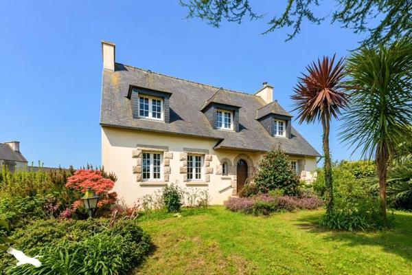 Maison à vendre |  Lesneven |  7 pièces | 150 m²