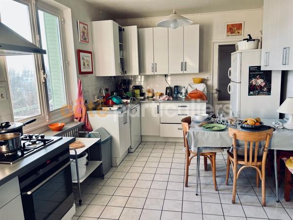 Vente Maison160 m² - 6 Pièces - CLERMONT-FERRAND (63100)