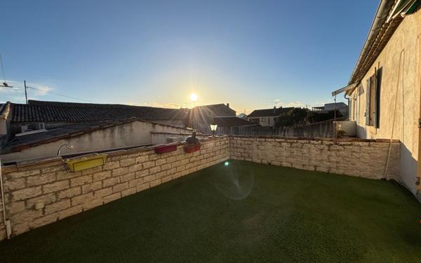 Appartement à louer    3 pièces •  Marguerittes