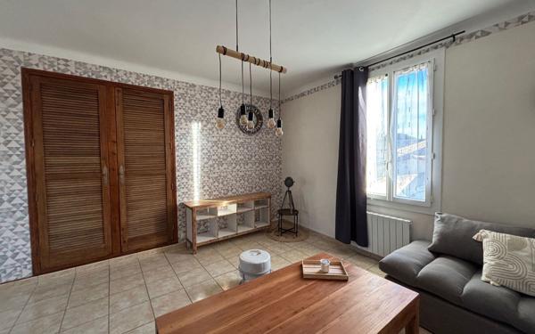 Appartement à louer    3 pièces •  Marguerittes