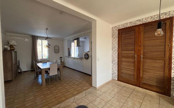 Appartement à louer    3 pièces •  Marguerittes