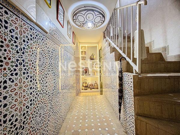 À Vendre - Superbe Riad Titré de 5 chambres - Quartier Prestigieux de Sidi Mimoune, Marrakech