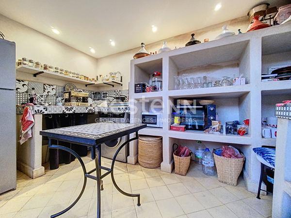 À Vendre - Superbe Riad Titré de 5 chambres - Quartier Prestigieux de Sidi Mimoune, Marrakech