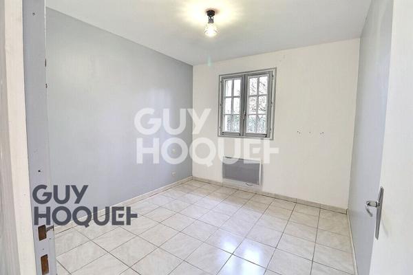 Maison de plain-pied avec grand terrain