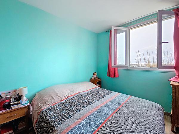 Appartement Dreux 3 pièces Dreux vendu loué avec Cave privative et place de parking