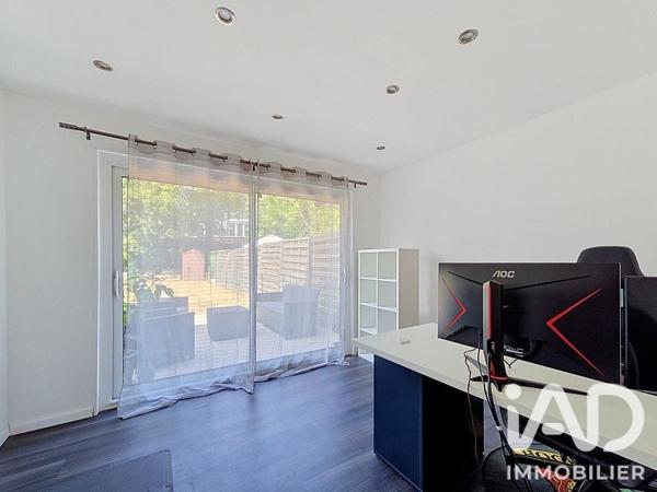 Maison à vendre 4 pièces 95 m² Cesson