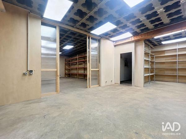 Location local d’activité 159 m² Paris 20