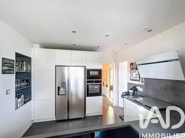 Maison à vendre 7 pièces 158 m² Grisy-Suisnes