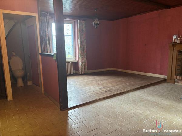 Ensemble immobilier à Ambrières-les-Vallées